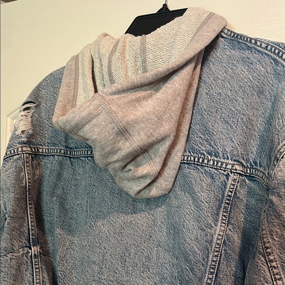 American Eagle Outfitters Denim Jacket with Gray Hood - Picture 6 of 6